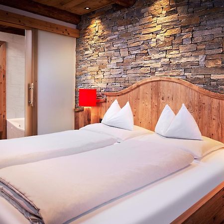Promi Alm Flachau - Luxus Chalets Exteriör bild
