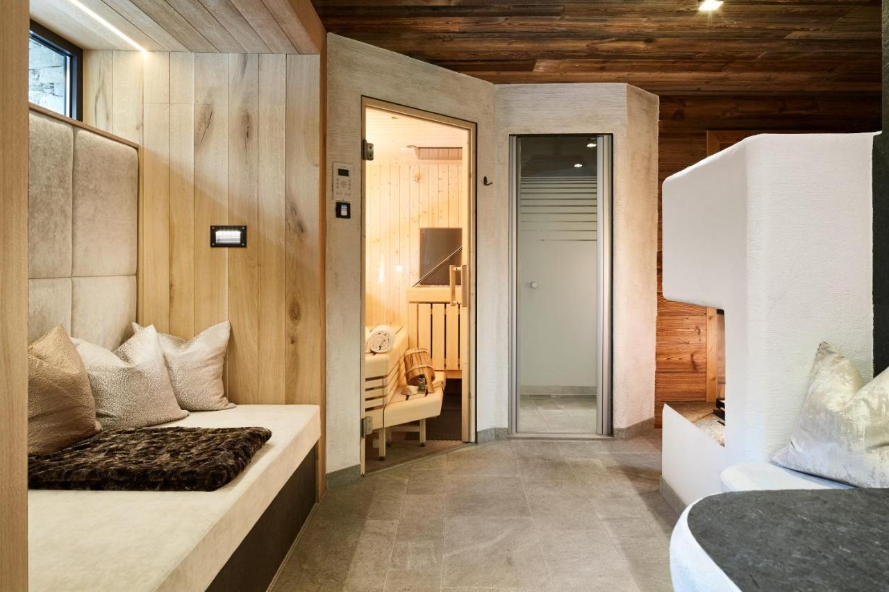 Promi Alm Flachau - Luxus Chalets Exteriör bild