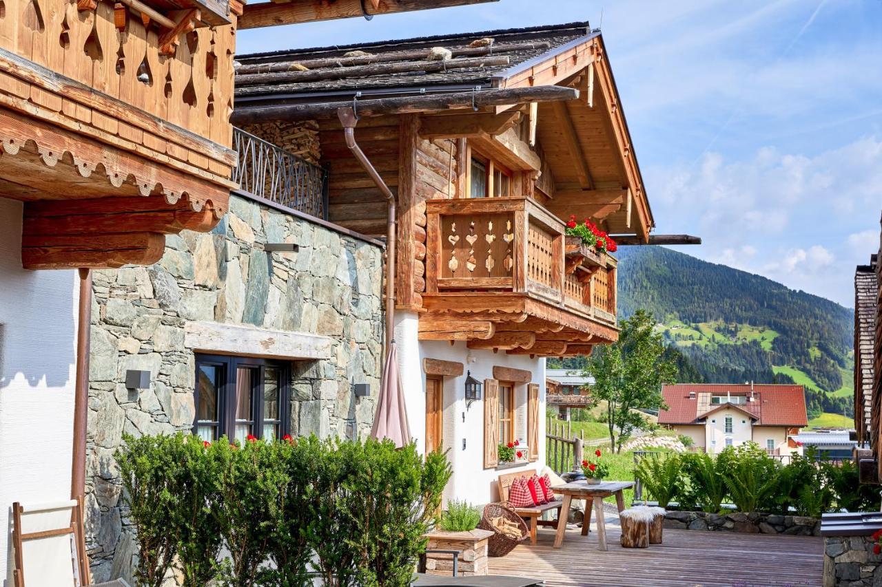 Promi Alm Flachau - Luxus Chalets Exteriör bild