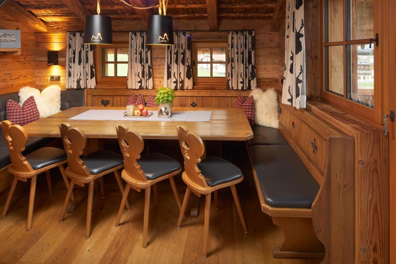 Promi Alm Flachau - Luxus Chalets Exteriör bild