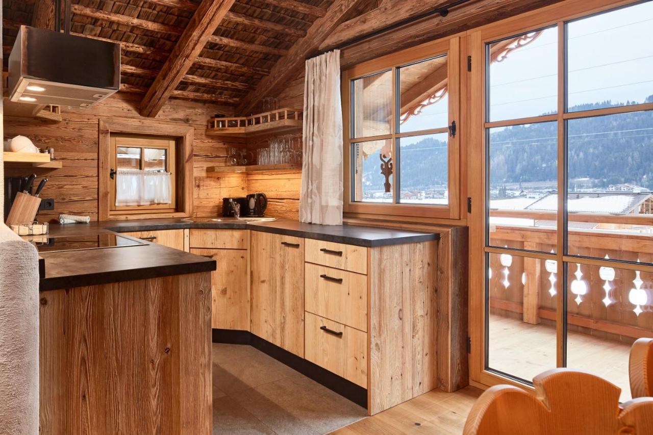 Promi Alm Flachau - Luxus Chalets Exteriör bild