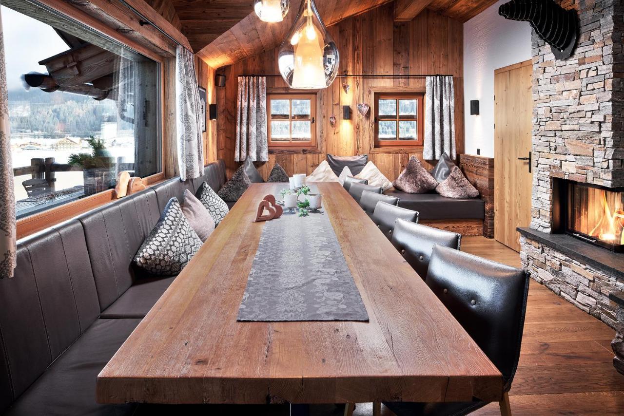 Promi Alm Flachau - Luxus Chalets Exteriör bild