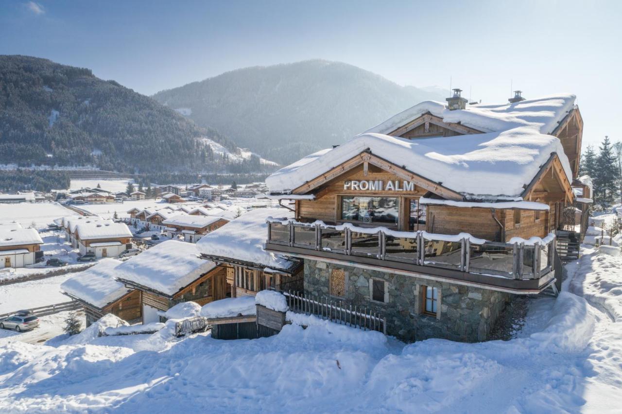 Promi Alm Flachau - Luxus Chalets Exteriör bild