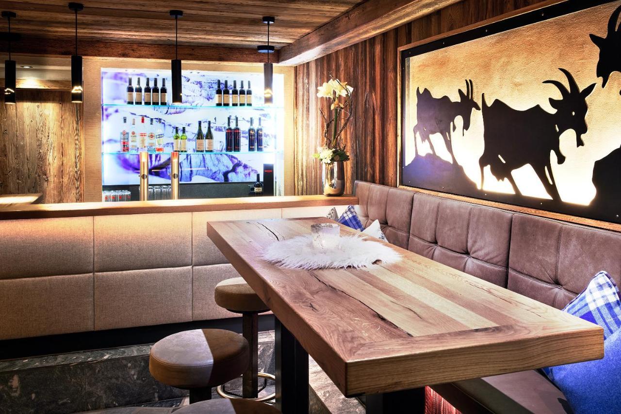 Promi Alm Flachau - Luxus Chalets Exteriör bild